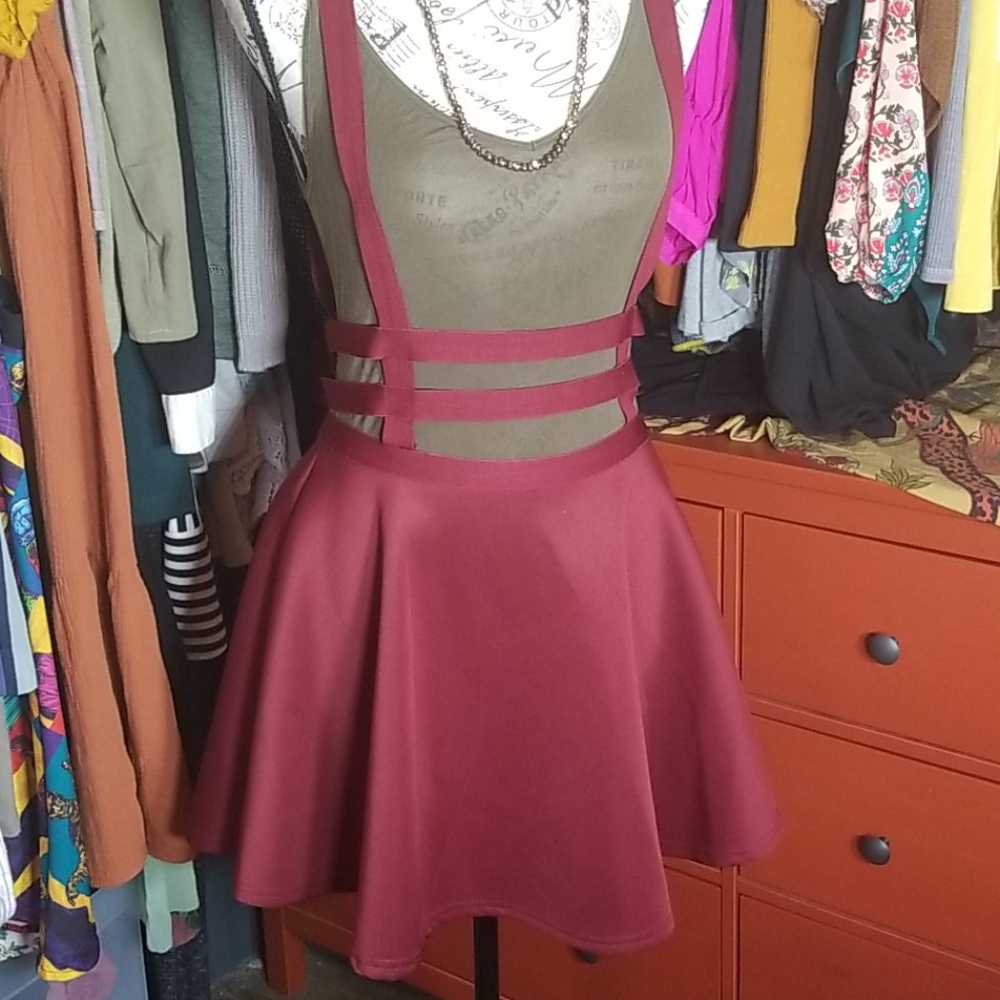 Caged suspender skater skirt
